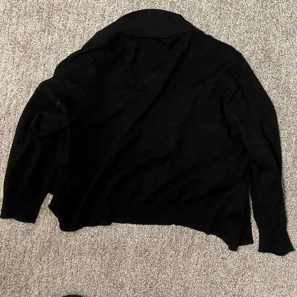 Black cropped cardigan - Picture 2 of 3